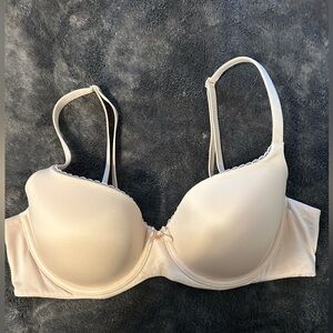 Gently Used Victoria’s Secret Lined Demi Bra